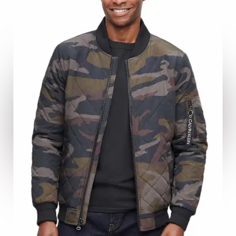 Calvin klein camouflaged jacket size M